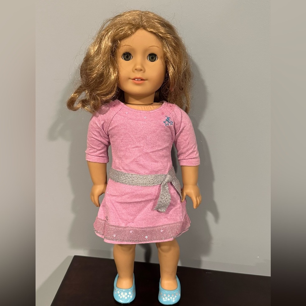 American Girl doll Truly me fully clothed